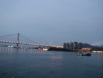 �C���j��