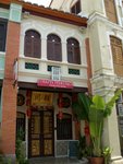 ���ɥJ��(Armenian Street)�@���ܦ����v�Ӻ�o����D.��D��ݦU���̴����ժ��]��
�s�s������q�����I