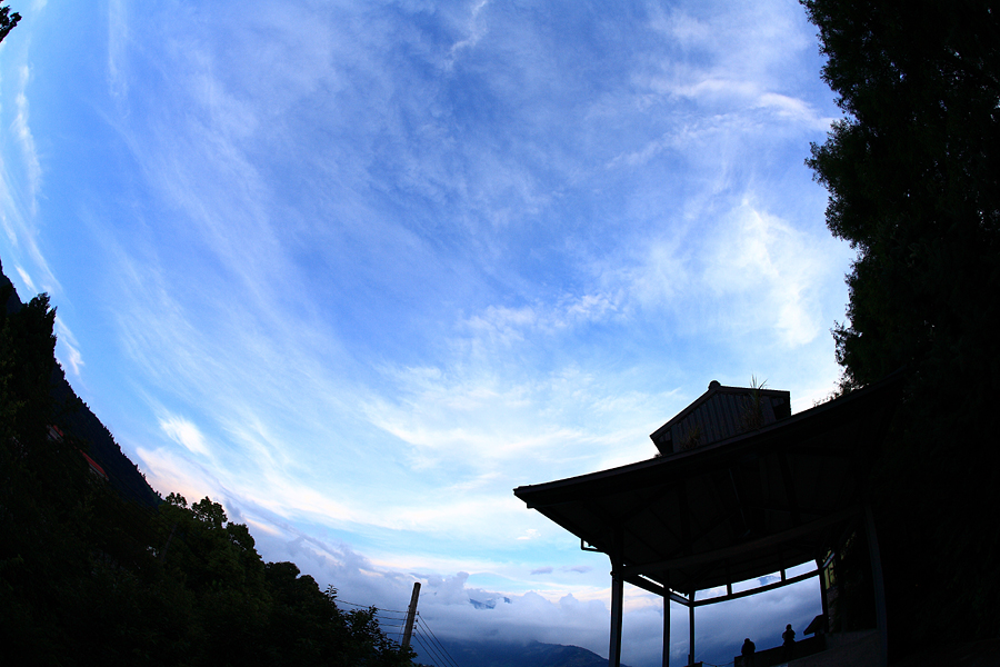 http://images4.fotop.net/albums2/kenwan/TaiChung_TsingKing/IMG_9752.jpg
