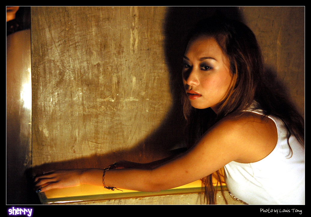 http://images4.fotop.net/albums2/louis/Sherry/DSC_8934.jpg