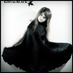 KiWi in Black 7
