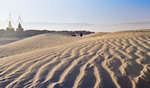 
Desert Beauty_04 Notice the silhouette infront