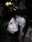 ME &MIKO @LEANNE'S BDAY PARTY~
HOHO..THE HAT IS SO FUNNY!