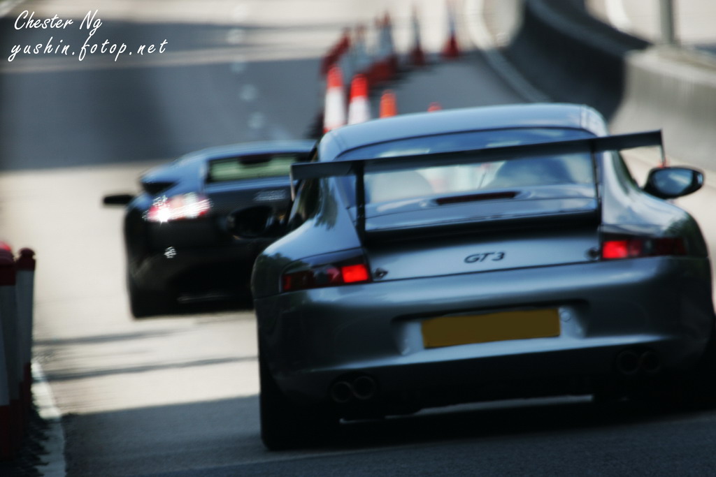 IMAGE: http://images4.fotop.net/albums4/yushin/hksupercarrace/LD4C2146.jpg