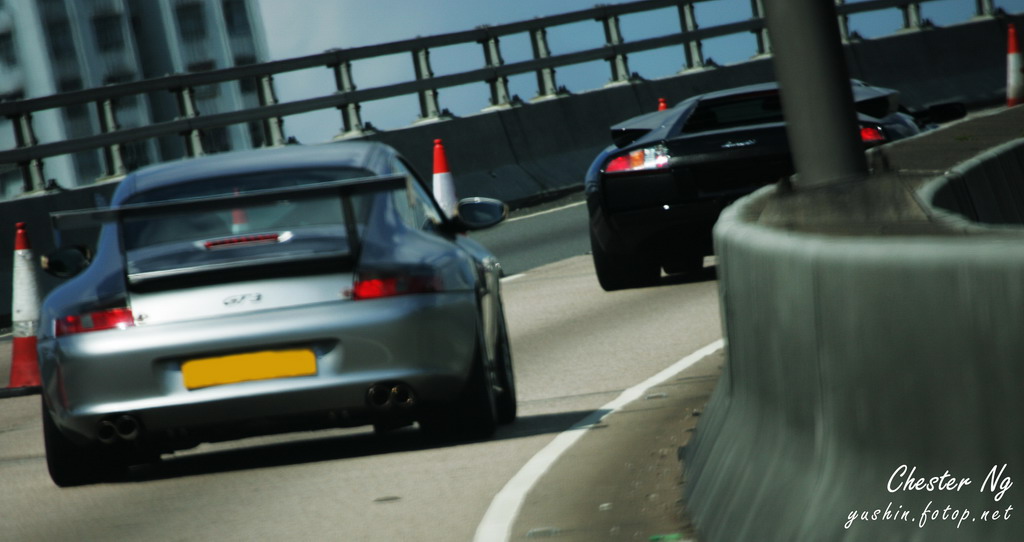 IMAGE: http://images4.fotop.net/albums4/yushin/hksupercarrace/LD4C2150.jpg