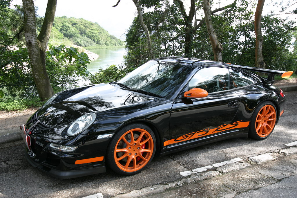 IMAGE: http://images4.fotop.net/albums4/yushin/ruf997gt3rs/LD4C1842.jpg