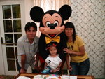 到迪士尼樂園慶祝生日
 - 香港迪士尼樂園餐廳
05/07/2007