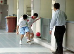 040915footballmatch 08crop_resize