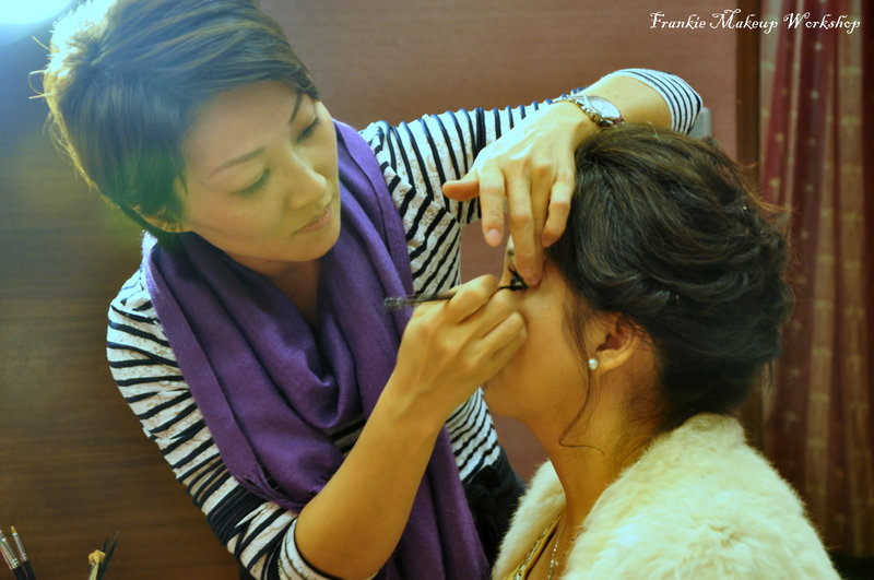 https://images4.fotop.net/albums6/makeupfrankie/GiGI/DSC_0122F.jpg